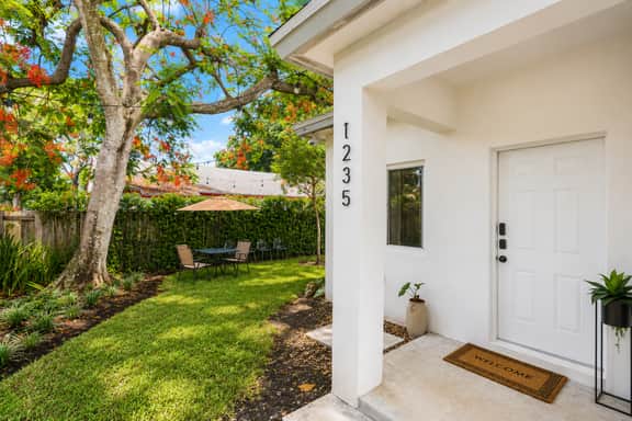 Entire Duplex | Near Beach, Las Olas & Downtown